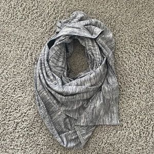 Lululemon vinyasa scarf